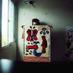 Artista lança exposição que retrata figuras do feminino