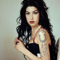 Vida de Amy Winehouse pode virar musical