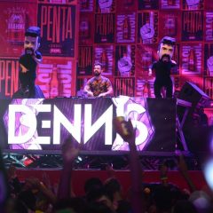 Dennis DJ animou público que compareceu a Arena no Cais da Alfândega para o confronto Brasil x Sérvia