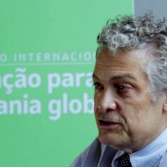 O economista-chefe do Instituto Ayrton Senna, Ricardo Paes de Barros, participa do Pense! Pernambuco