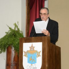 Francisco Barreto, conhecido como Dr. Chicão, realiza conferência sobre obras de Dostoiévski