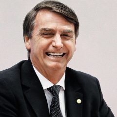 Bolsonaro deve conceder entrevista à TV Aparecida
