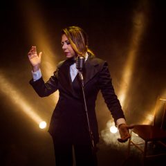 Cristina Amaral faz show em homenagem a Nelson Gonçalves