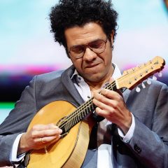 Hamilton de Holanda faz concerto no Recife em comemoração ao Dia Nacional do Choro