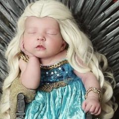 Fotógrafa faz ensaio de bebês vestidos como personagens de Game of Thrones
