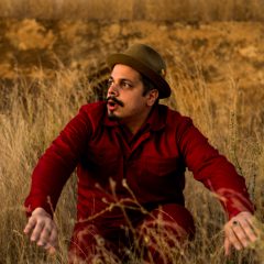 Bruno Lins se apresenta em show solo na Caixa Cultural