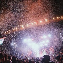 Área externa do Centro de Convenções lota para receber o Festeja Recife