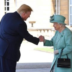 Donald Trump é recebido pela rainha Elizabeth II