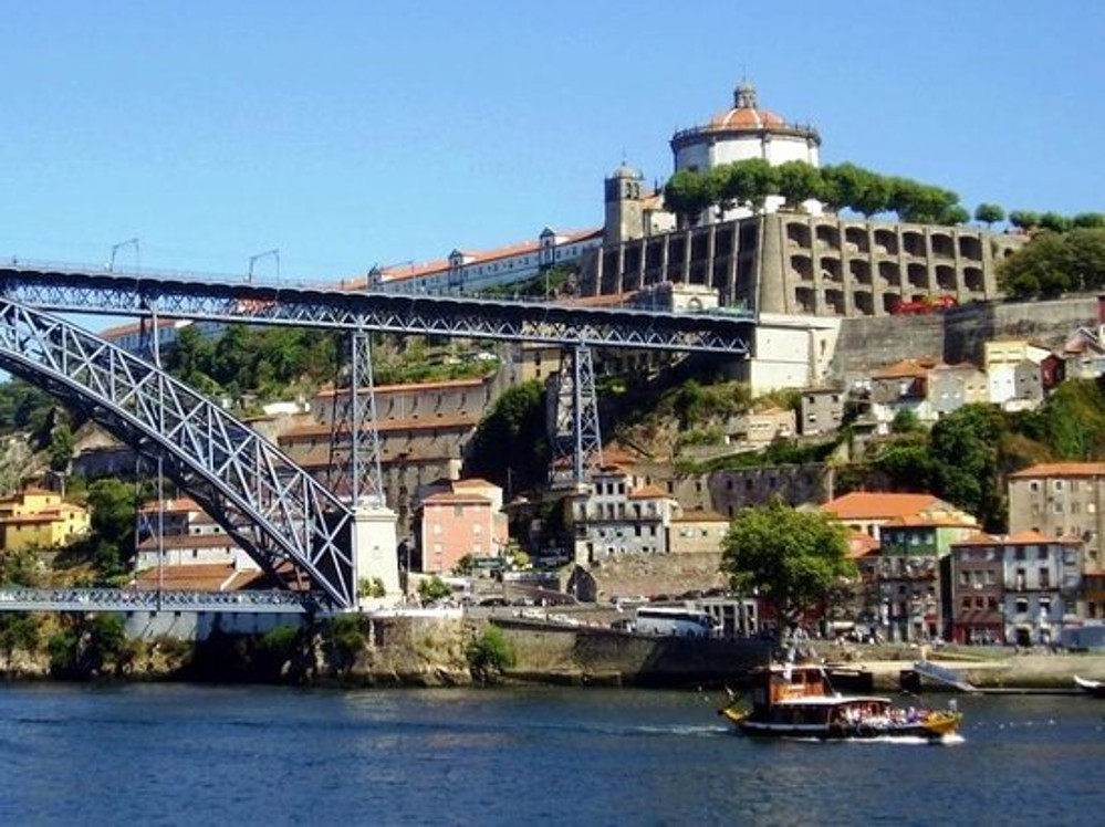 Vila Nova de Gaia: cidade irmã do Porto