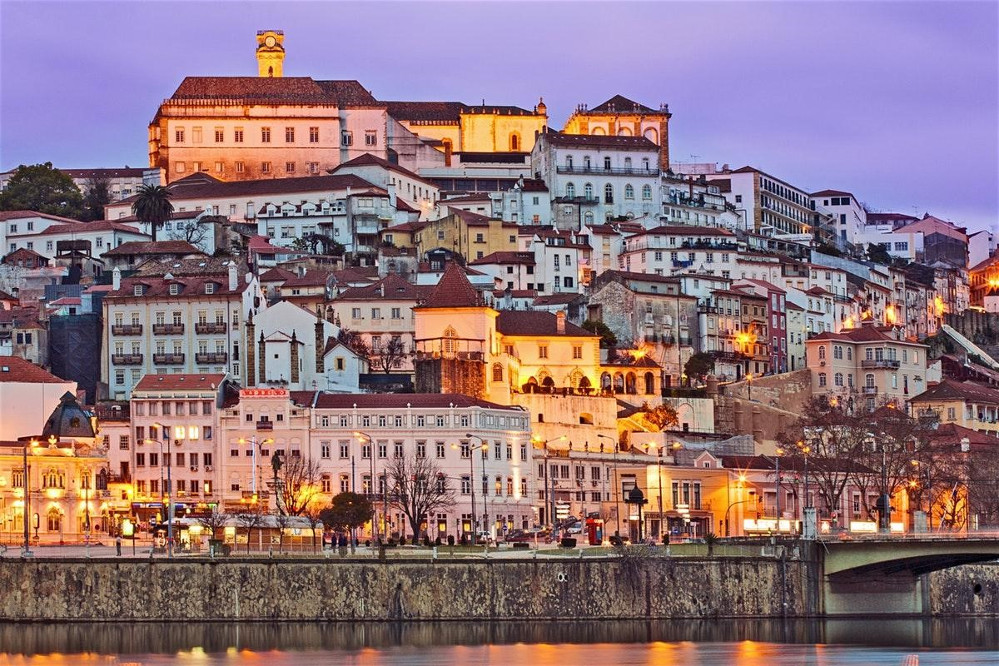 Coimbra: Uma Cidade que é uma lição