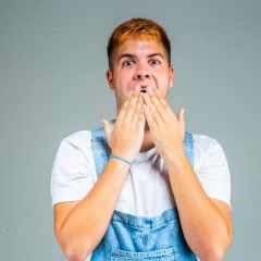 Com ingressos esgotados Show do Xaro ganha sessão extra no Recife