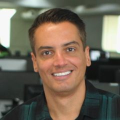 Leo Dias assina contrato com a RedeTV e vai comandar o TV Fama
