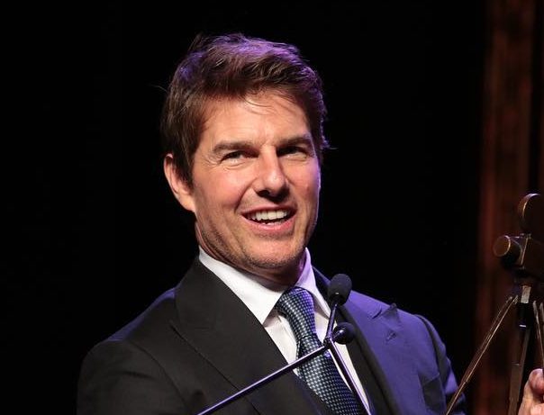 Tom Cruise planeja gravar filme no espaço com Elon Musk ...