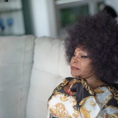 Elza Soares, que comemora 90 anos, lança nova música