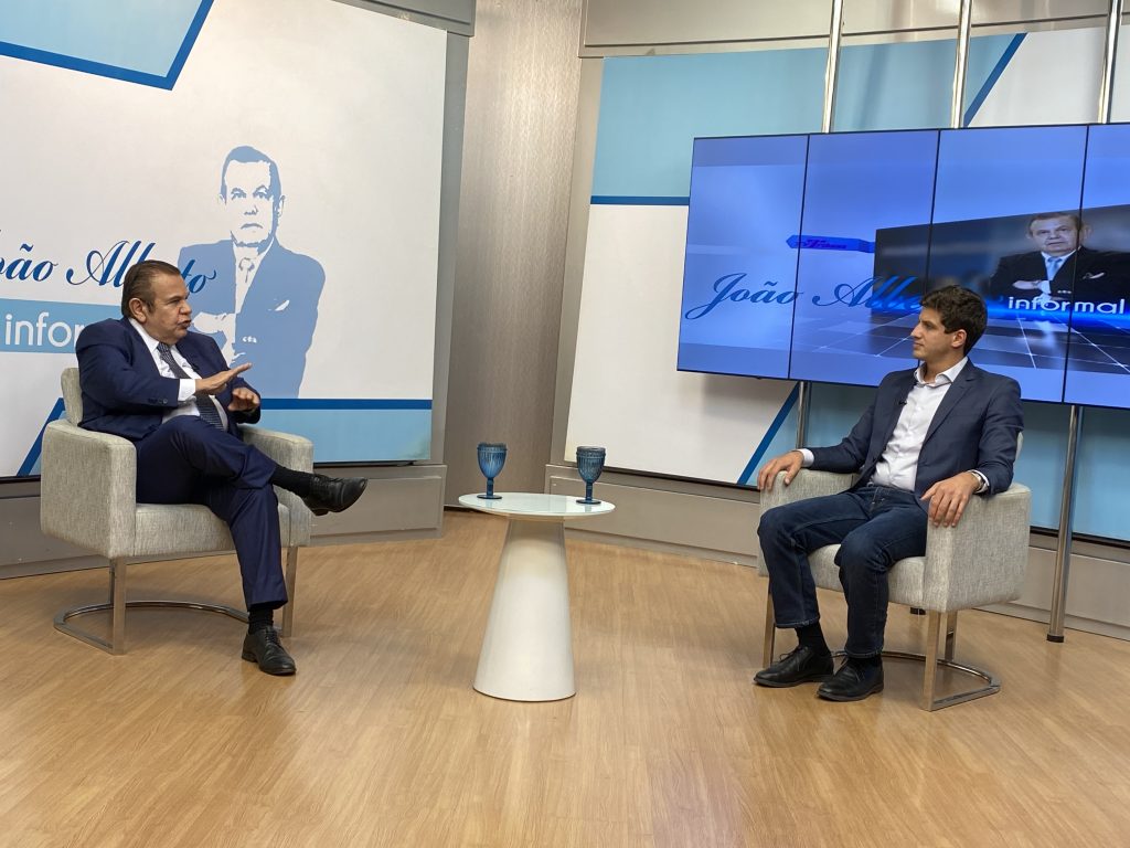 João Campos revela seus planos hoje na TV Tribuna