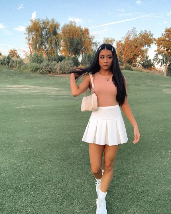Saia no estilo tenista tend ncia entre influencers confira