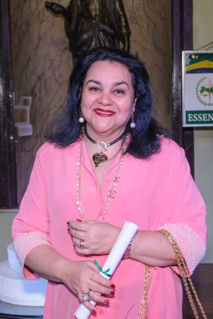 Defensora pública Etelvina Maria recebe título de Cidadã de Pernambuco