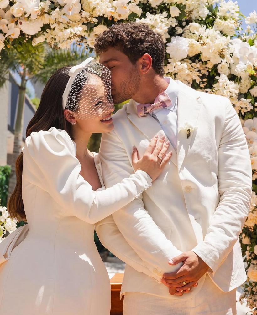 Larissa Manoela se casa com o ator André Luiz Frambach